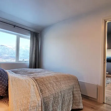 Apartment Staying 5 - New And Modern *